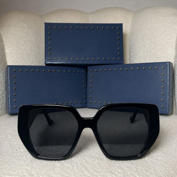 Oversized Geometric Sunglasses — Black