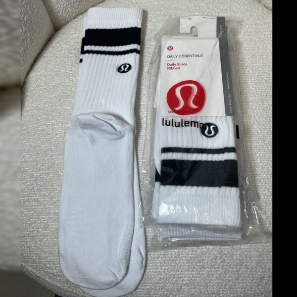 LLSCKBLK Daily Stride crew socks, white with black stripe